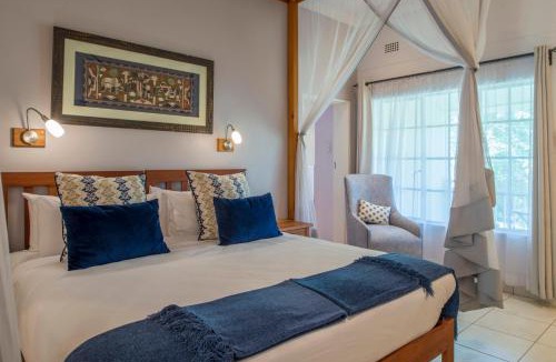 Victoria Falls Hotel | Batonka Guest Lodge