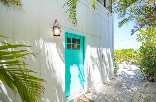 Anna Maria Villa | Bay Breezes at Bayside Bungalow