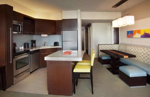 Bay Lake Resort | Bay Lake Tower at Disney's Contemporary Resort