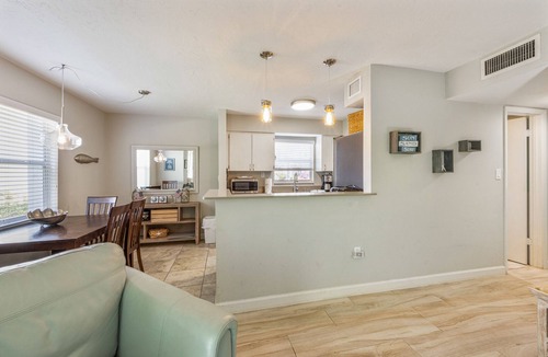 Anna Maria Condo | Bayou Hideaway: 2 BR, 1 BA Condominium in Anna Maria, Sleeps 4