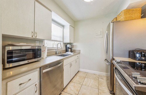Anna Maria Condo | Bayou Hideaway: 2 BR, 1 BA Condominium in Anna Maria, Sleeps 4