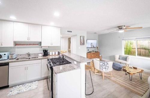 Crescent Beach House | Beach house w/Putting Green/Game Rm/Rooftop Deck