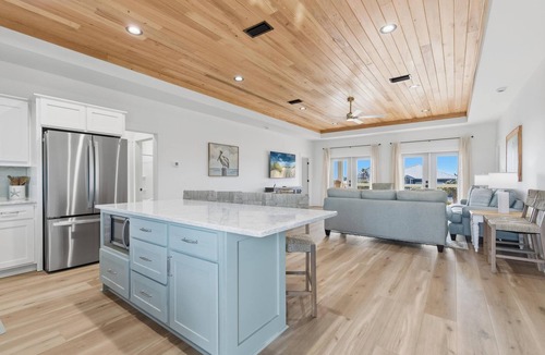 East End House | Beach House - Walking on Water by PHG
