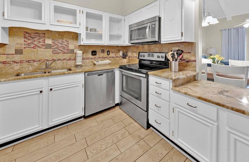 Destin Condo | Beach Service | Private Beach W/Gated Access | Pool | Peek a Boo View of Gulf | Chateau La Mer 2D!