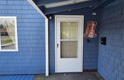 Greenville Apartment | Bear`s Den *ATV Access*Walk to Town/Bars/Restaurants*A/C*Pet Friendly