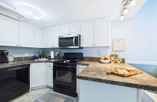 Cape Caneveral Beach Gardens Condo | Beautiful 2 Bedroom, 2 Bathroom Condo in Royal Mansions With Launch & Ocean Views!