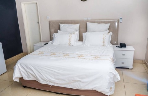 Ndola Cabin | Best Bed Lodge