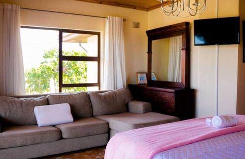 Bulawayo Bed & Breakfast | Bhimi Getaway Guest House