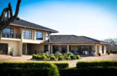 Bulawayo Bed & Breakfast | Bhimi Getaway Guest House