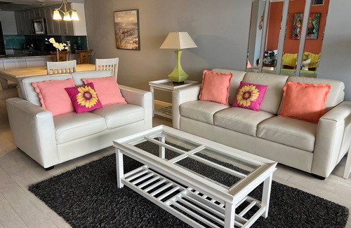 Siesta Key Condo | 🦩Book Me Baby! Bayview Beauty at Siesta Key 🦩