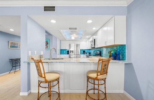 Siesta Key Condo | 🦩Book Me Baby! Bayview Beauty at Siesta Key 🦩