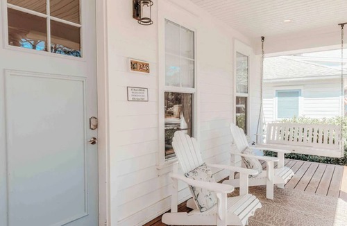 Laurel Grove House | 🦩Book Me Baby! Cottage By The Sea at Sandestin Resort🦩