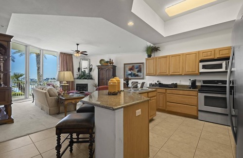 Orange Beach Condo | Book Now for a Vacay~Best Pool Around~3 Bedrooms & Stunning Views!