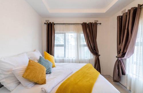 Harare East Apartment | Borrowdale Top End - Apartments