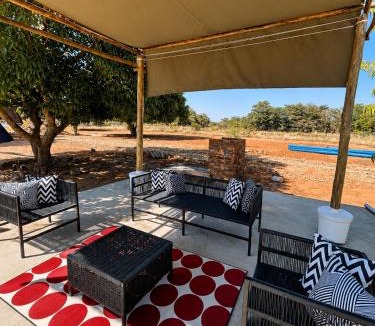 Victoria Falls House | Budget Accomodation