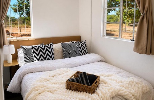 Victoria Falls House | Budget Stay