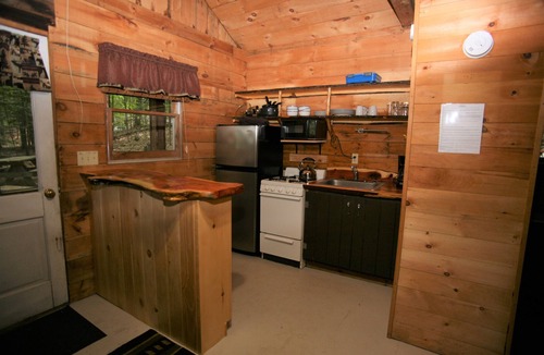 Warrensburg Cabin | Cabin by the Beach @ Daggett Lake