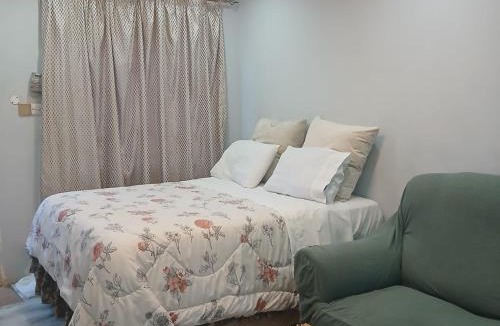 Bulawayo House | Carlcyn 263 Cottage