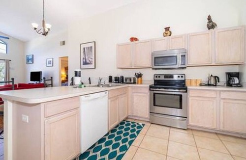 Westridge House | Casterton's Oasis Vacation Retreat