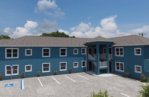 Arlington Park Condo | Central City Condominiums #202 2 BR/2BA