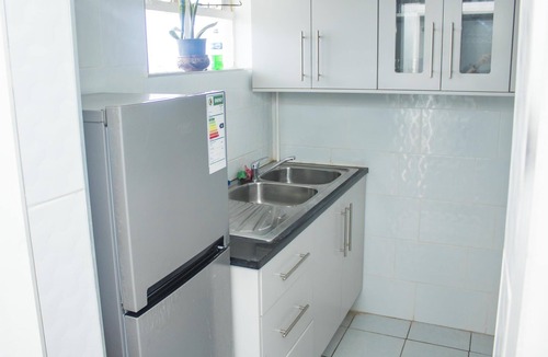 Harare Apartment | Centrally Located Studio Apartment - 2363
