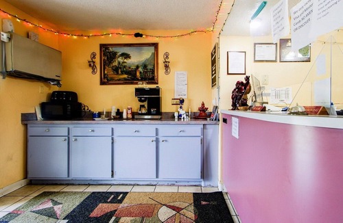 Chapmanville Apartment | Chapmanville WV|2 Full Bed