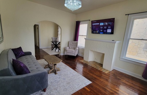 Jefferson Apartment | Charming 1-bedroom apartment, WiFi, AC, 5 minutes to Downtown San Antonio