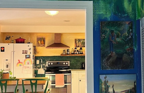 Gulf Gate Estates Cottage | Charming 2/2 artist cottage & private dock 5 minutes drive from the Siesta Key