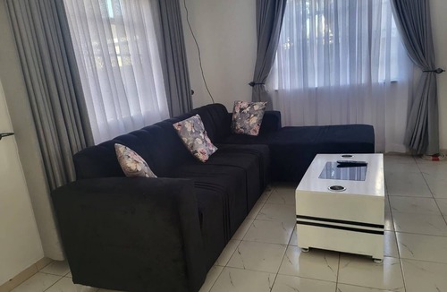Harare Cottage | Charming 2 Bed Cottage Westgate Harare