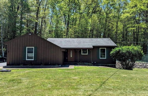 Queensbury House | Charming 3-bedroom Family Getaway in Queensbury with WiFi and AC