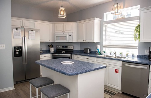Crystal Beach House | Charming 5BR Beach House in DESTIN-Walk to Beach-Heated Pool-Golf Cart Included!