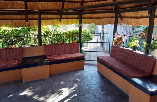 Harare House | Charming 6-Bed House with Swimming Pool in Harare