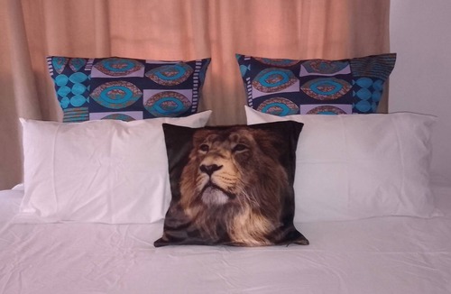 Chimanimani Bed & Breakfast | Charming and Serene Retreat: The Stonehouse - Your Perfect Getaway!