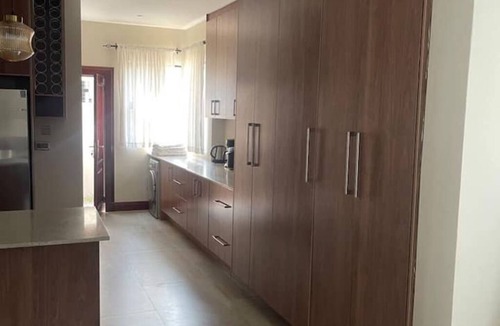 Cathedral Hill House | Charming Double-Storey Villa in Roma Park | Private Pool Family-Friendly