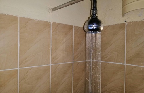 Juliasdale Cottage | Cheapest Nyanga get away with a pool!