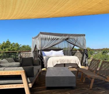 South Luangwa National Park Cabin | Chikunto Safari Lodge