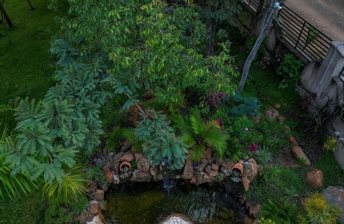 Darwendale House | Chishongo lodge for one