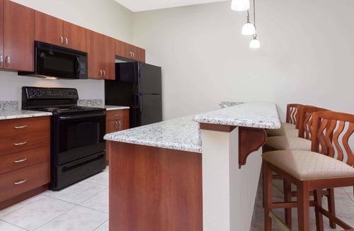 National Gardens Hotel | Clarion Inn Ormond Beach at Destination Daytona