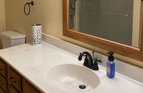 Great Valley Ski Chalet | Close to Holiday Valley and Village. Spacious Rooms, Great for families!