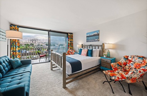 Historic Lahaina Front Street Condo | Coastal Chic Studio in Lahaina