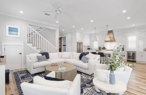 Lakeside at Blue Mountain Beach House | Coastal Lakeside Escape w/LSV, Bikes & Community Pool