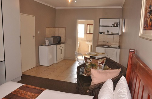 Harare East House | Coghlan Villa Guest House