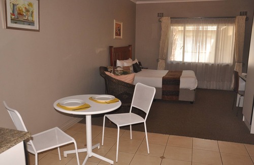 Harare East House | Coghlan Villa Guest House