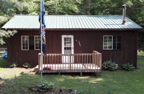Allegany Cabin | Come and enjoy some peace and quiet at the Pumpkin hollow Inn