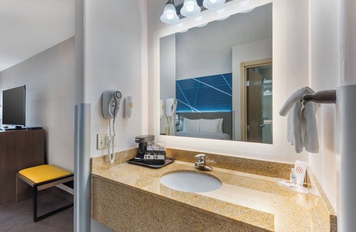 Green River Hotel | Comfort Inn Green River National Park Area