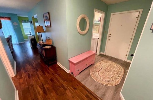 Surfside Beach Condo | Condo ∙ 2 bedrooms ∙ 5 guests