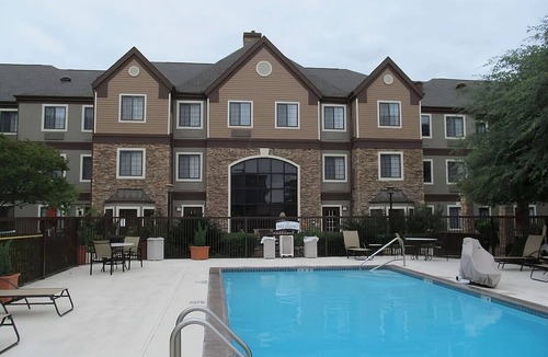 Vance Jackson Apartment | Convenient Suite Close to the San Antonio International Airport | Free Breakfast