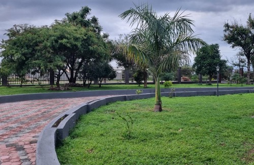 Harare Cottage | Cottage - Sleeps 4 - Pool - Near Airport