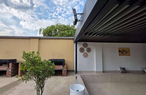 Harare Cottage | Cottage - Sleeps 4 - Pool - Near Airport
