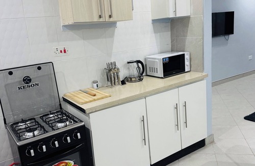 Mutare House | Cozy 2-bedroom 2-bathroom house in charming Mutare with luxury amenities.